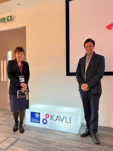 A picture of Randy Bruno with Kavli INsD Director Carol Robinson.